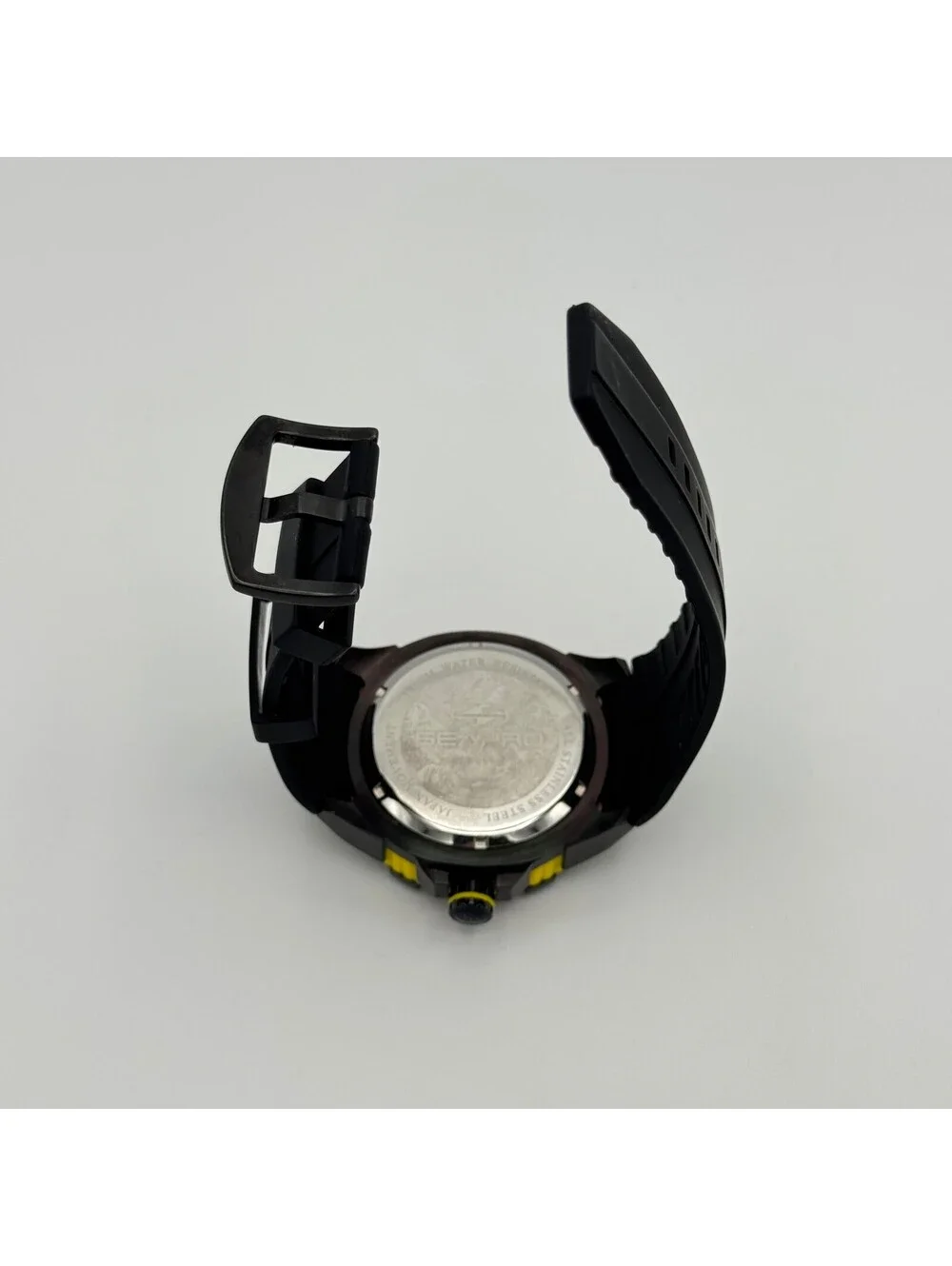 Seapro sp1114 Stainless Steel Black and Yellow Watch, working
